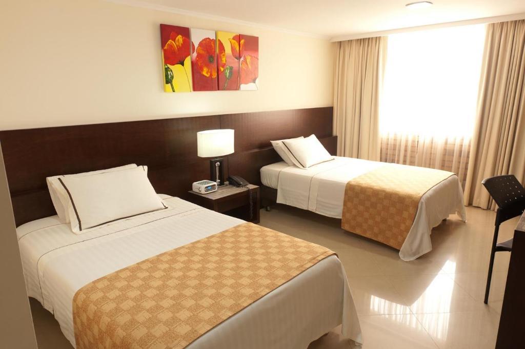 Hotel Alameda De La 10 Medellín Quarto foto